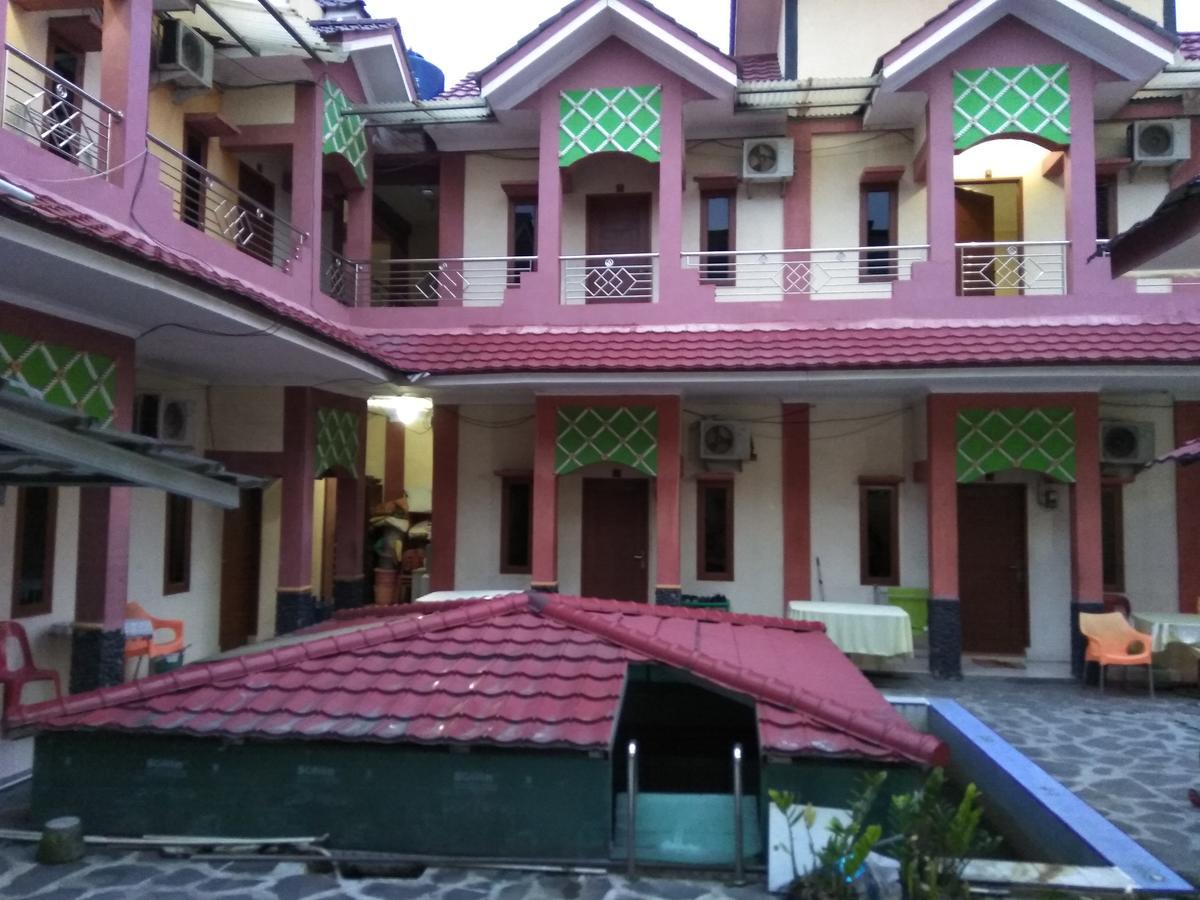 Hotel Pondok Cemara Medan Zewnętrze zdjęcie